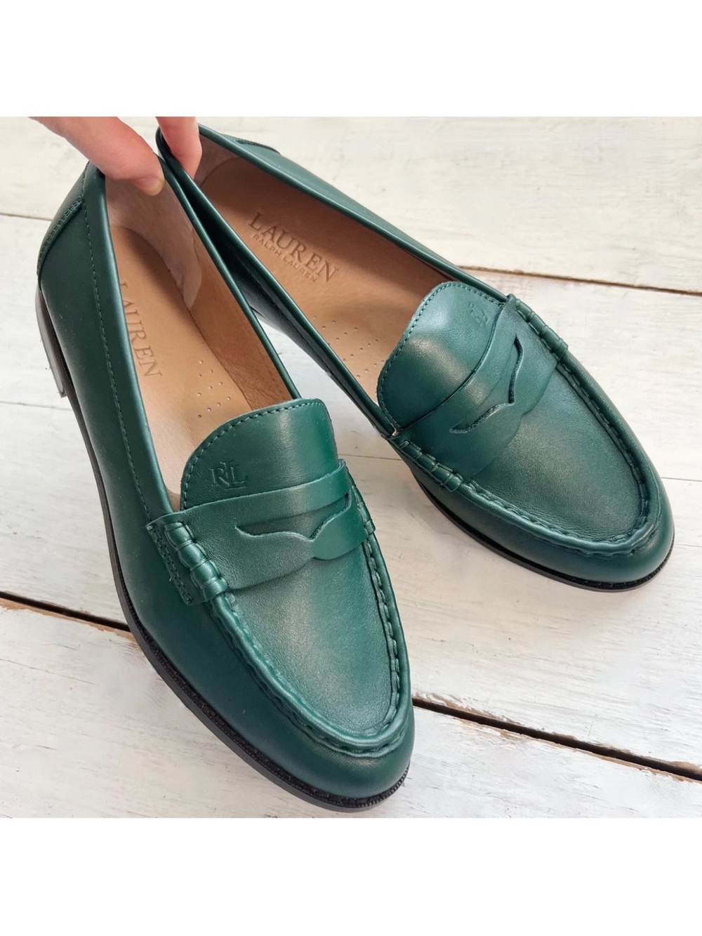 Ralph Lauren Wynnie Leather Women's Penny Loafer Shoe Sz 9 Season Green Holiday - Picture 2 of 15